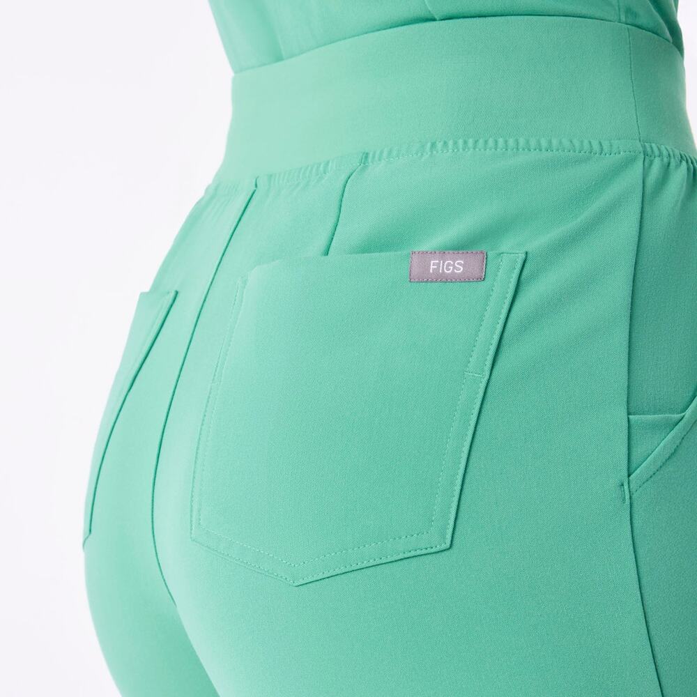 NEW NWT Figs High Waisted Zamora 6-Pocket Jogger Scrub Pants Surgical Green M - Picture 8 of 16